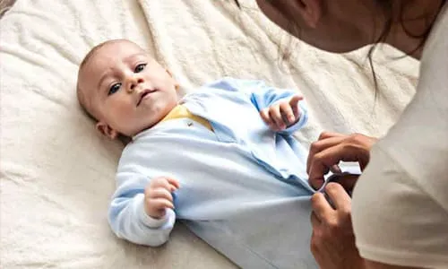 dressyourbabyinlightclothes_6238