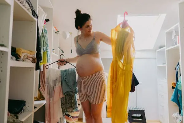Try-not-to-wear-awkward-dresses